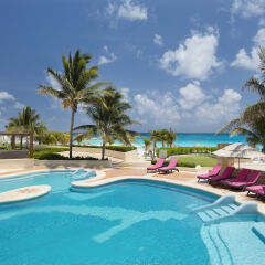 Отель Reflect Krystal Grand Cancun Канкун бассейн