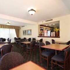 Отель Meadowlands River Inn питание фото 3