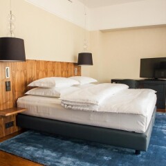 Crystal House Suite Hotel & Spa Калининград сейф в номере