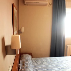 Hotel Ramis сейф в номере