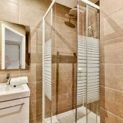 Отель 04 - Best Flat Montorgueil 3 Франция, Париж - отзывы, цены и фото номеров - забронировать отель 04 - Best Flat Montorgueil 3 онлайн ванная