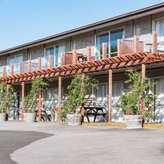 Suncourt Hotel & Conference Centre парковка