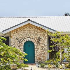 Отель Calabash Bay Four Bedroom Villa Треже-Бич развлечения