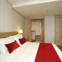 Отель Ramada by Wyndham Seoul Dongdaemun Сеул комната для гостей фото 2