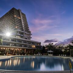 Отель Pacific Star Resort And Spa Тамунинг бассейн