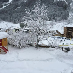 Haus Willibald In Saalbach Hinterglemm Austria From 278 Photos