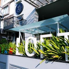 Loft Legian Hotel бассейн