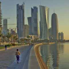 Saraya Corniche Hotel пляж