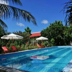 Отель Evexia Beach Collection Laamu бассейн