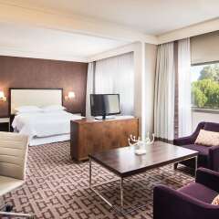 Sheraton Roma Hotel & Conference Center комната для гостей