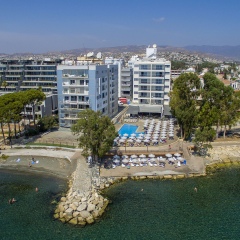 Harmony Bay Hotel пляж