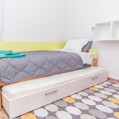 Отель Beachfront 4BR Big groups or 2 families Испания, Фуэнхирола - отзывы, цены и фото номеров - забронировать отель Beachfront 4BR Big groups or 2 families онлайн комната для гостей