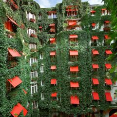 Hotel Plaza Athenee