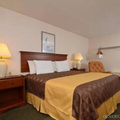 Отель Americas Best Value Inn Effingham комната для гостей фото 3