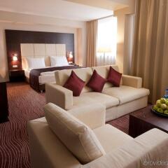 Отель Holiday Inn Bratislava комната для гостей фото 5
