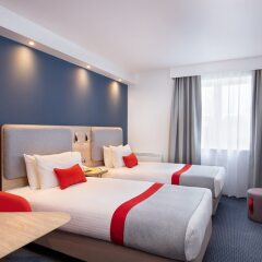 Отель Holiday Inn Express Strathclyde Park M74 JCT 5 Великобритания, Глазго - отзывы, цены и фото номеров - забронировать отель Holiday Inn Express Strathclyde Park M74 JCT 5 онлайн детские мероприятия фото 2