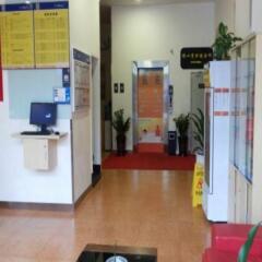 Отель 7 Days Inn Zhuhai North Railway Station Jinding Shop Китай, Чжухай - отзывы, цены и фото номеров - забронировать отель 7 Days Inn Zhuhai North Railway Station Jinding Shop онлайн интерьер отеля