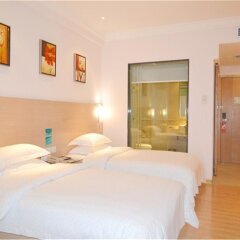 Отель City Comfort Inn Guangzhou Jiahe Branch Китай, Гуанчжоу - отзывы, цены и фото номеров - забронировать отель City Comfort Inn Guangzhou Jiahe Branch онлайн комната для гостей фото 5