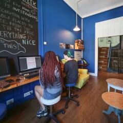 Goodmorning Hostel Lisbon гостиничный бар