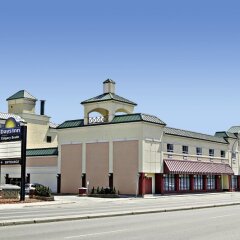 Отель Days Inn by Wyndham Calgary South Канада, Калгари - отзывы, цены и фото номеров - забронировать отель Days Inn by Wyndham Calgary South онлайн