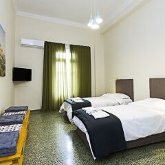 Апартаменты Hippy Decorated 2 Bedrooms Apartment Афины комната для гостей фото 2