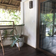 Отель El Nido Mahogany Beach балкон