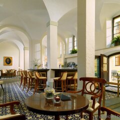 Отель The Westin Bellevue Dresden Германия, Дрезден - 3 отзыва об отеле, цены и фото номеров - забронировать отель The Westin Bellevue Dresden онлайн интерьер отеля