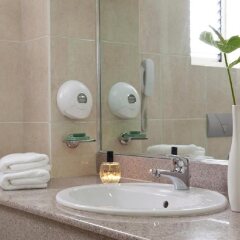 Отель smartline Cosmopolitan Hotel Греция, Родос - отзывы, цены и фото номеров - забронировать отель smartline Cosmopolitan Hotel онлайн ванная