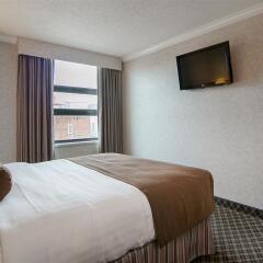 Отель BEST WESTERN PLUS Carlton Plaza Hotel Канада, Виктория - отзывы, цены и фото номеров - забронировать отель BEST WESTERN PLUS Carlton Plaza Hotel онлайн комната для гостей фото 4