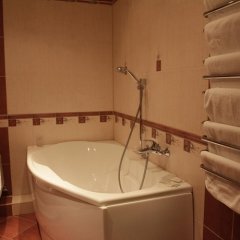 Гостиница Фандоринъ в Кабардинке 3 отзыва об отеле, цены и фото номеров - забронировать гостиницу Фандоринъ онлайн Кабардинка ванная