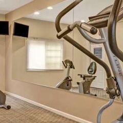 Отель Days Inn Ridgefield фитнесс-зал фото 2