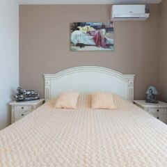 Апартаменты Two Bedroom Apartment with Large Balcony комната для гостей фото 5