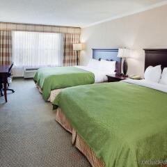 Отель Country Inn & Suites by Radisson, Atlanta Airport North, GA комната для гостей фото 3