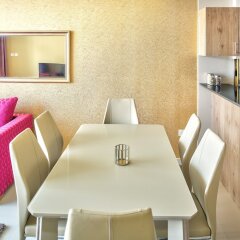 Отель Luxury Staycation - Continental Tower комната для гостей фото 4