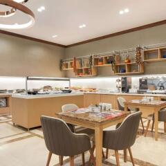 Отель Ramada Istanbul Alibeykoy питание фото 2
