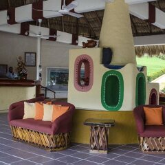 Отель Qualton Club Ixtapa - All Inclusive интерьер отеля