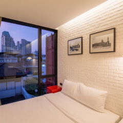 Отель Sleepbox Sukhumvit 22 Бангкок комната для гостей фото 5