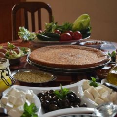 Boustany Guest House in Aley, Lebanon from 85$, photos, reviews - zenhotels.com meals photo 2