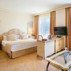 Отель Vanity Suite & Spa 16+ by VIVA комната для гостей фото 4