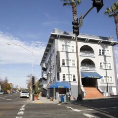 Photo of Harborview Inn & Suites San Diego Harbor