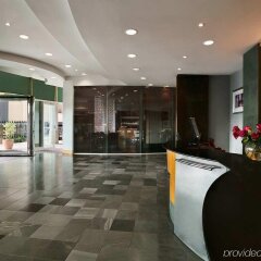 Отель Hilton London Angel Islington интерьер отеля фото 2