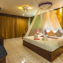 Tanawan Phuket Hotel комната для гостей фото 3