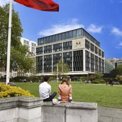Отель citizenM Tower of London фитнесс-зал