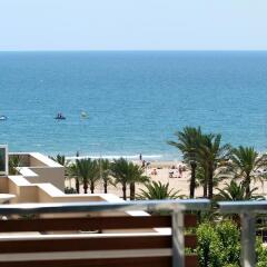Отель Magnolia Hotel Salou - Adults Only Испания, Салоу - 3 отзыва об отеле, цены и фото номеров - забронировать отель Magnolia Hotel Salou - Adults Only онлайн пляж
