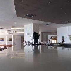 Themis Beach Hotel интерьер отеля фото 3