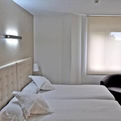 Отель Apartamentos Don Carlos Испания, Сантандер - отзывы, цены и фото номеров - забронировать отель Apartamentos Don Carlos онлайн комната для гостей фото 3