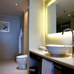 Отель Holiday Inn Guangzhou Shifu ванная фото 2