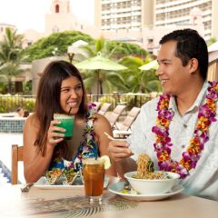 Отель Waikiki Beachcomber by Outrigger бассейн фото 3