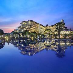 Bellis Deluxe Hotel бассейн