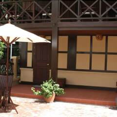 Отель Villa Lao Wooden House